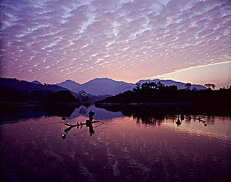 《博德之门3》发布开发者幕后短片 8月31日发售